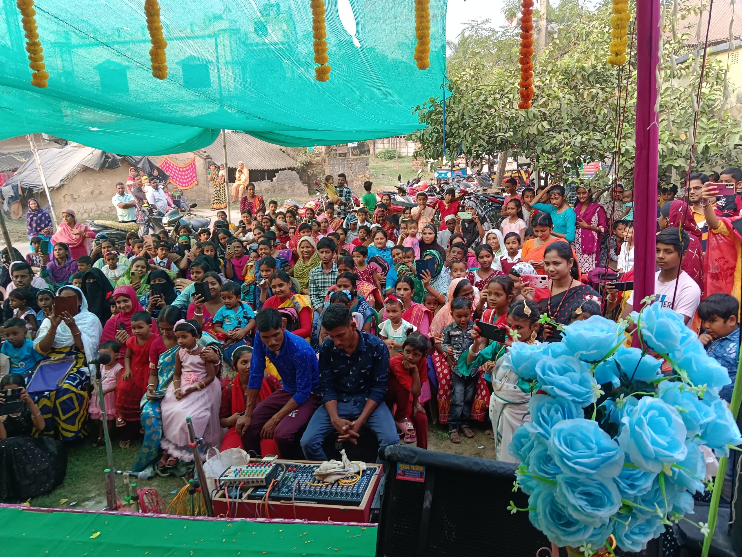 Image gallery marquee